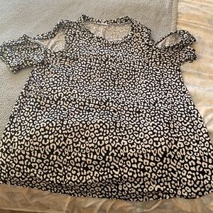 Chic Soul Boutique polyester cold shoulder too 1xl